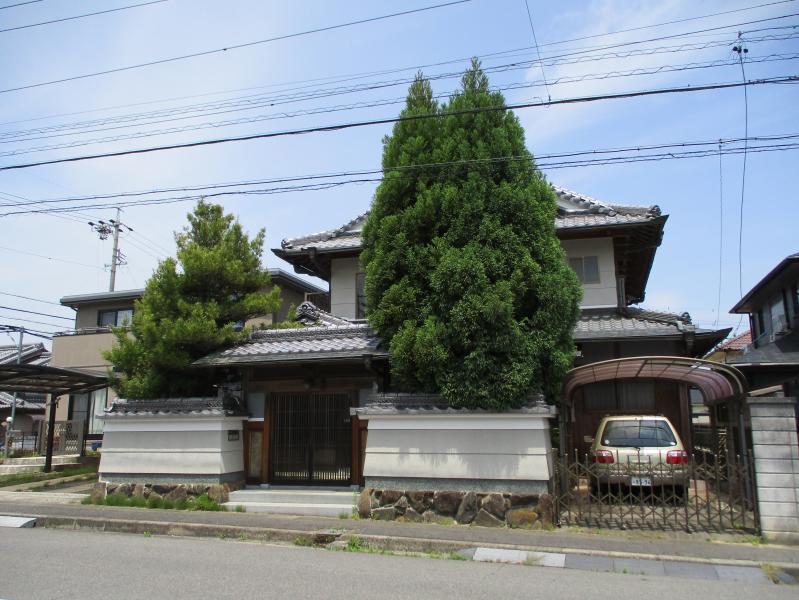 【No.276】小中学校やスーパーにほど近い住宅街の物件（7DK）の写真