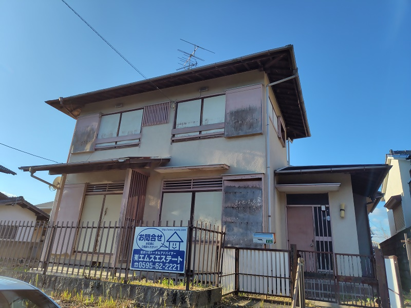 【No.356】古家付土地 名張市桔梗が丘5番町 100万円の写真