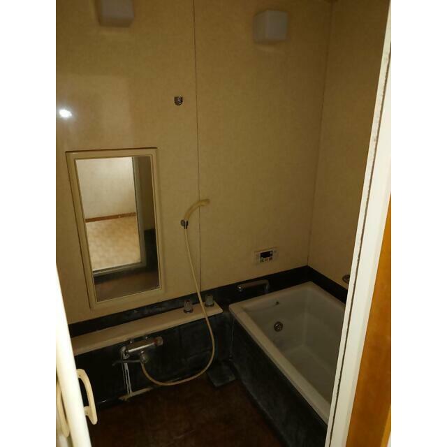 １階　風呂の画像