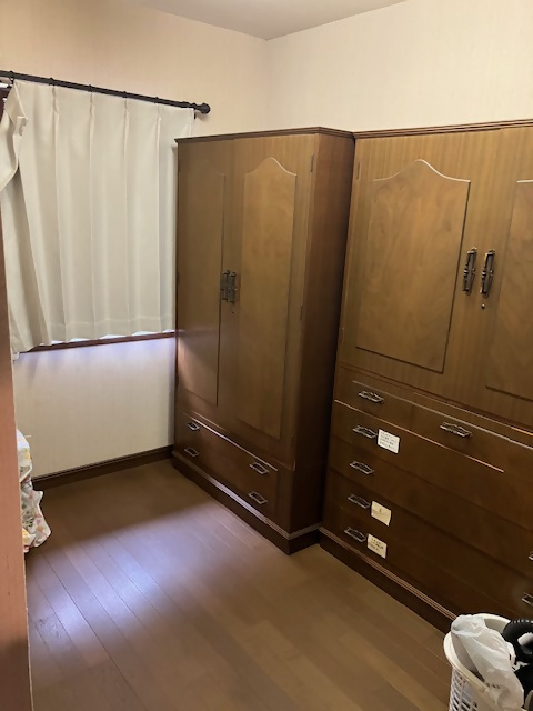 2階 洋室(9.5帖) その2の画像