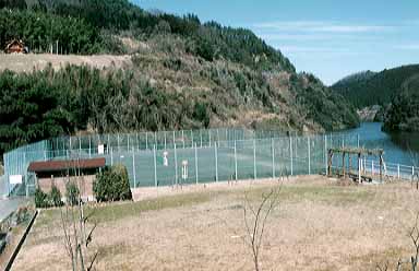 青蓮寺C地区テニスコートの画像