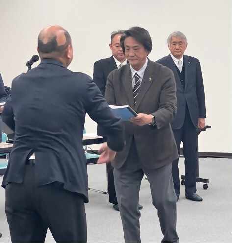 260205答申写真（北川市長）