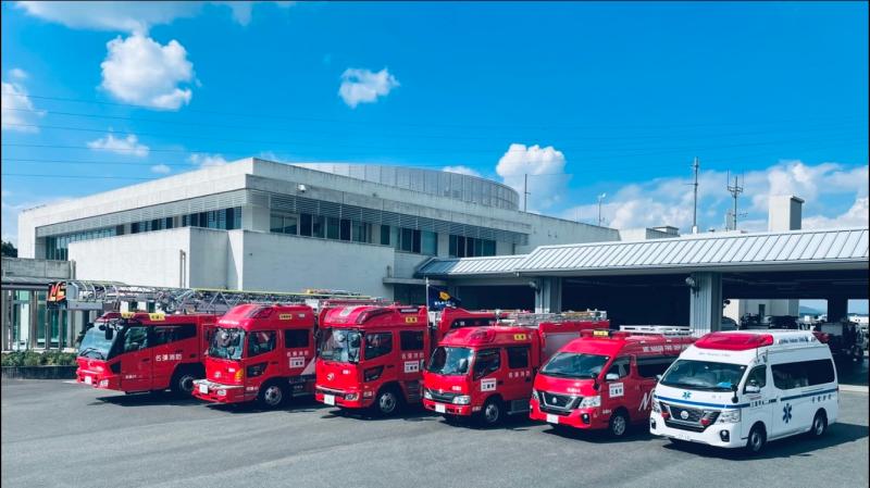 緊急消防援助隊車両写真